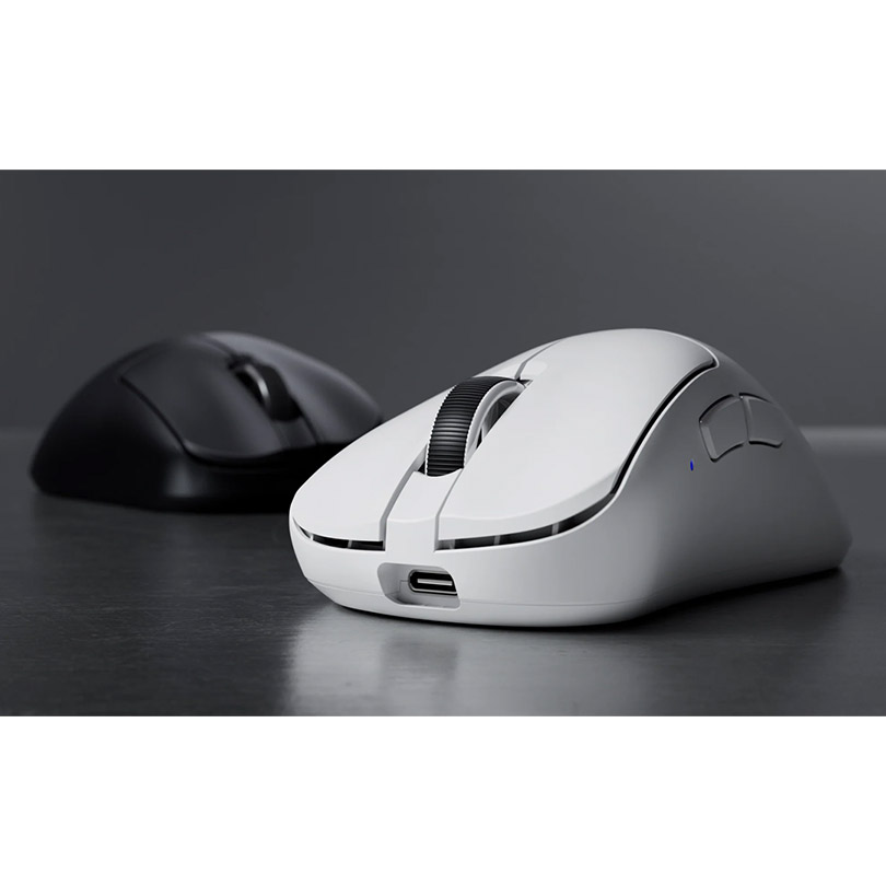 PULSAR XLite V4 Wireless Gaming Mouse Size2 White