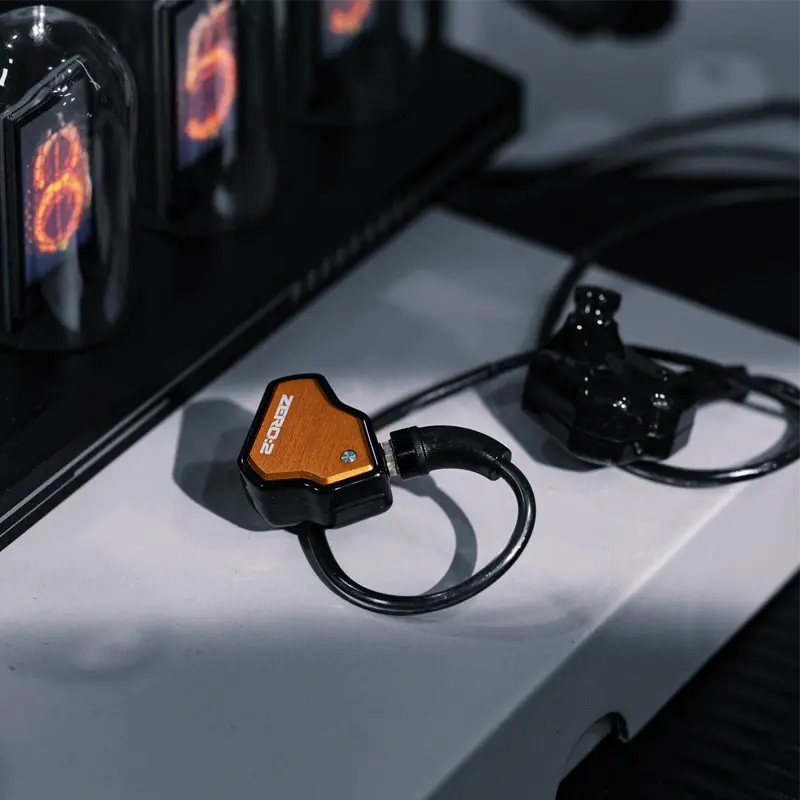 Linsoul 7hz ZeroII 3.5MM Wired Gaming In-Ear Earbuds Orange 6.webp