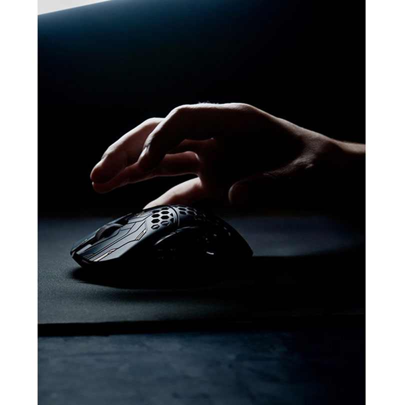 Finalmouse Ultralight X Wireless Gaming Mouse - Phantom Lion