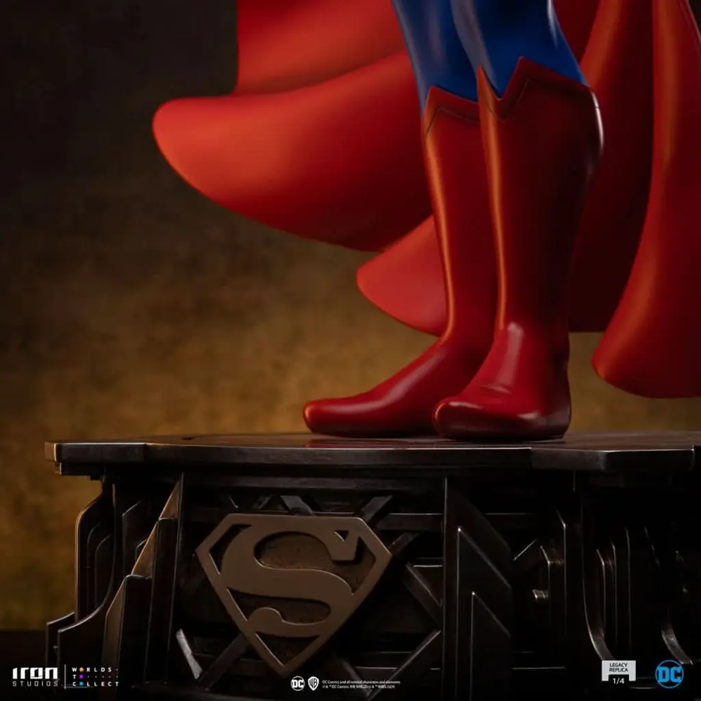 [702035] Iron Studios DC Comics Superman 10.webp