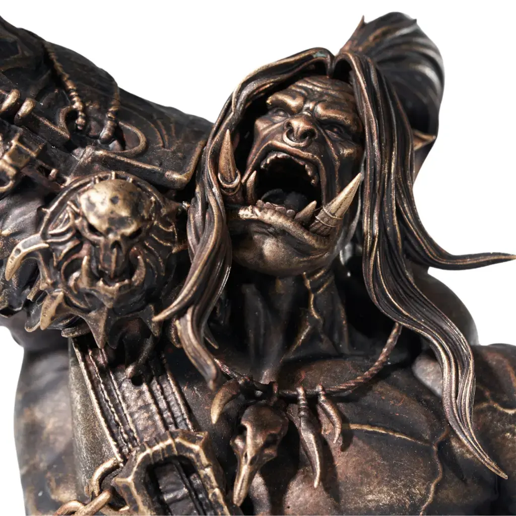 [702285] Blizzard World of Warcraft Grommash Hellscream Statue 5.webp